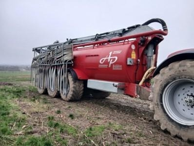 AP GV25 - Цистерна за арско ѓубриво: слика 1 AP GV25 - Цистерна за арско ѓубриво: слика 1