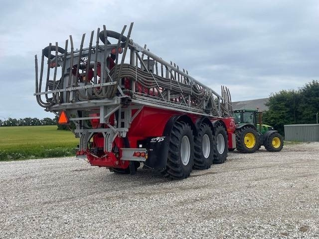 AP GV38 X-LINE - Цистерна за арско ѓубриво: слика 3 AP GV38 X-LINE - Цистерна за арско ѓубриво: слика 3