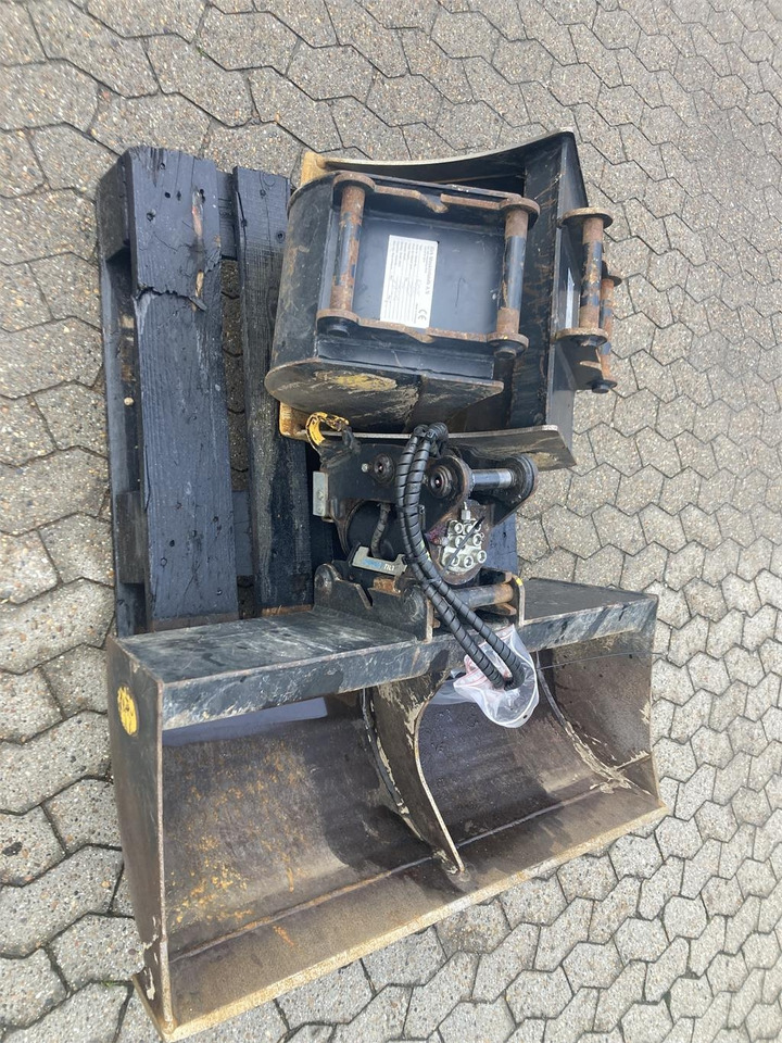 COMPACTTILT CT2-HS4  - Друга машина: слика 1 COMPACTTILT CT2-HS4  - Друга машина: слика 1