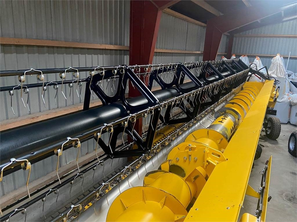 New Holland CR9.90 ST.V EU AMEA - Комбајн: слика 5 New Holland CR9.90 ST.V EU AMEA - Комбајн: слика 5