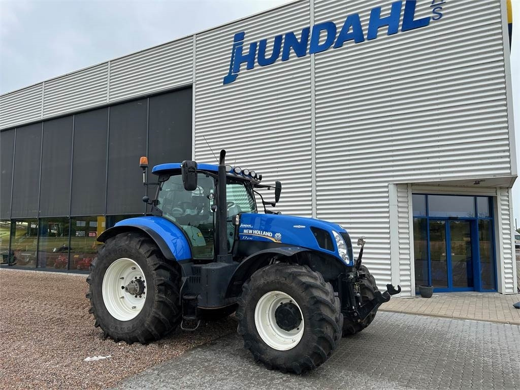 New Holland T7.270AC KEY - Трактор: слика 1 New Holland T7.270AC KEY - Трактор: слика 1