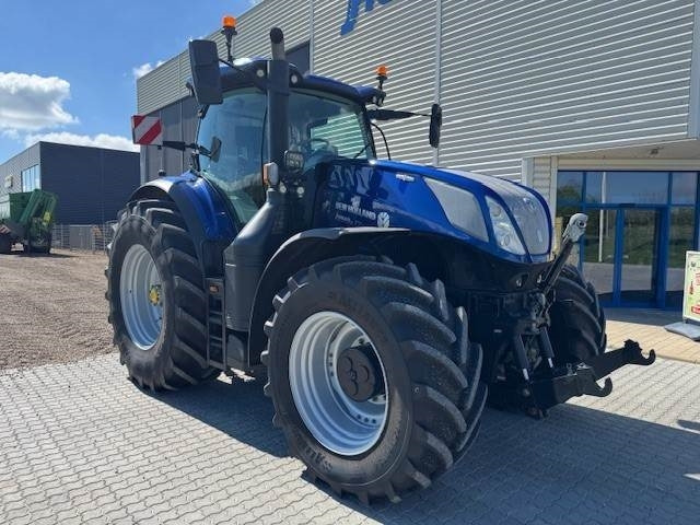 New Holland T7.315 HD AC NEW GEN - Трактор: слика 2 New Holland T7.315 HD AC NEW GEN - Трактор: слика 2