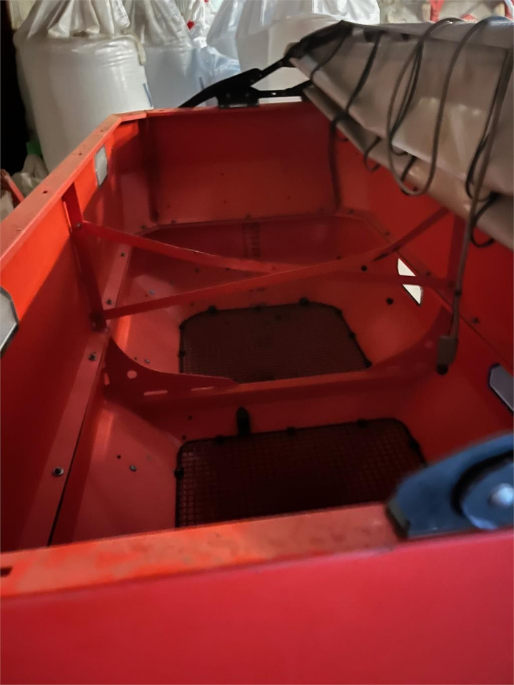 Rauch AXIS M 30.2 EMC Q-A - Инјектор за течно ѓубриво: слика 3 Rauch AXIS M 30.2 EMC Q-A - Инјектор за течно ѓубриво: слика 3