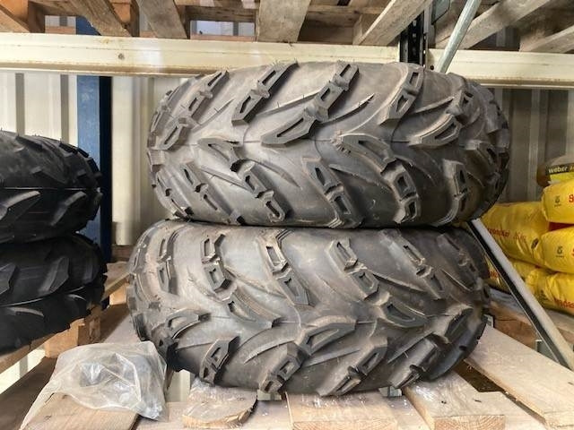 Yamaha MAXXIS 25X8X12/25X10 - Гума за Сетеренско возило/ Квад: слика 1 Yamaha MAXXIS 25X8X12/25X10 - Гума за Сетеренско возило/ Квад: слика 1