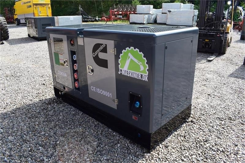 - - - Cummins 25kva - Генераторска поставка: слика 4 - - - Cummins 25kva - Генераторска поставка: слика 4
