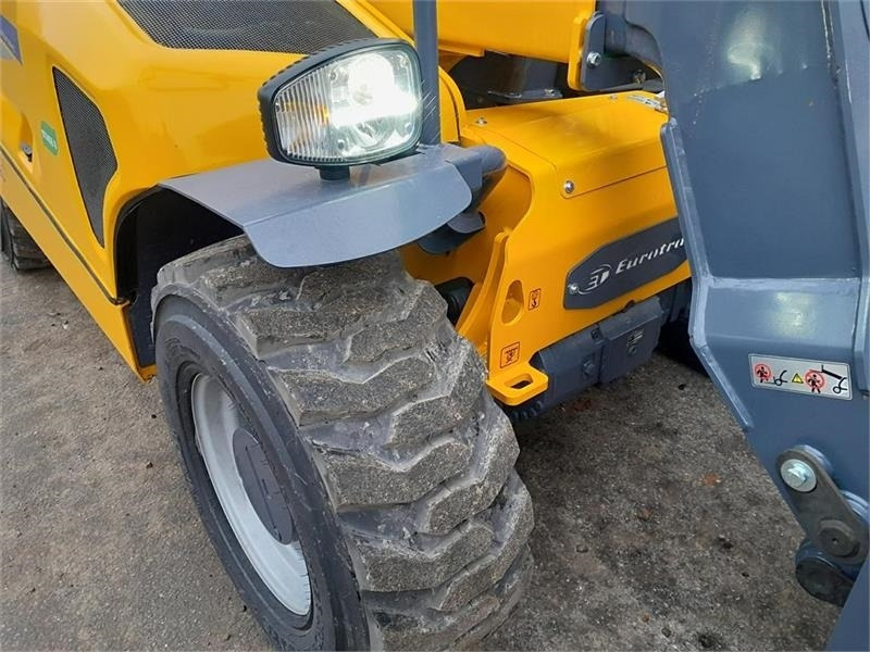 - - - EUROTRAC TH25.6 FABRIKS NY - Телескопски ракувач: слика 5 - - - EUROTRAC TH25.6 FABRIKS NY - Телескопски ракувач: слика 5