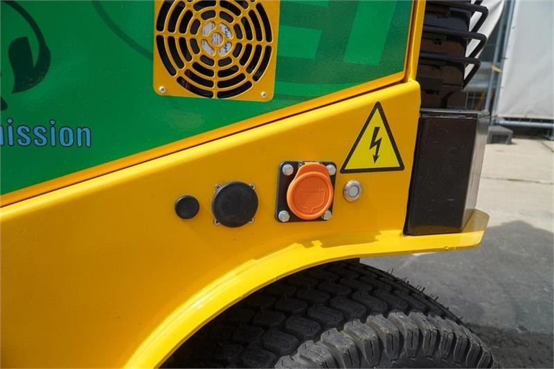 Eurotrac AGRI 12 Elektrisk  - Електричен вилушкар: слика 4 Eurotrac AGRI 12 Elektrisk  - Електричен вилушкар: слика 4