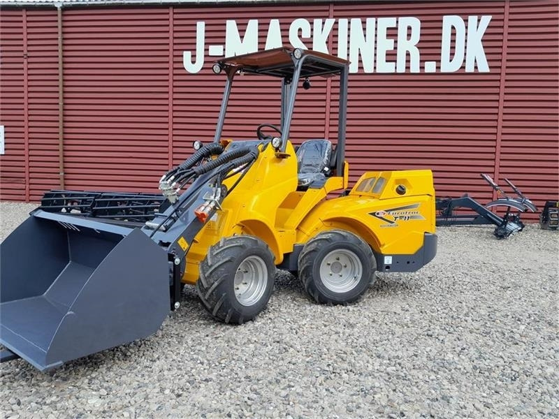 Eurotrac W11 Teleskop - Телескопски натоварувач на тркала: слика 2 Eurotrac W11 Teleskop - Телескопски натоварувач на тркала: слика 2