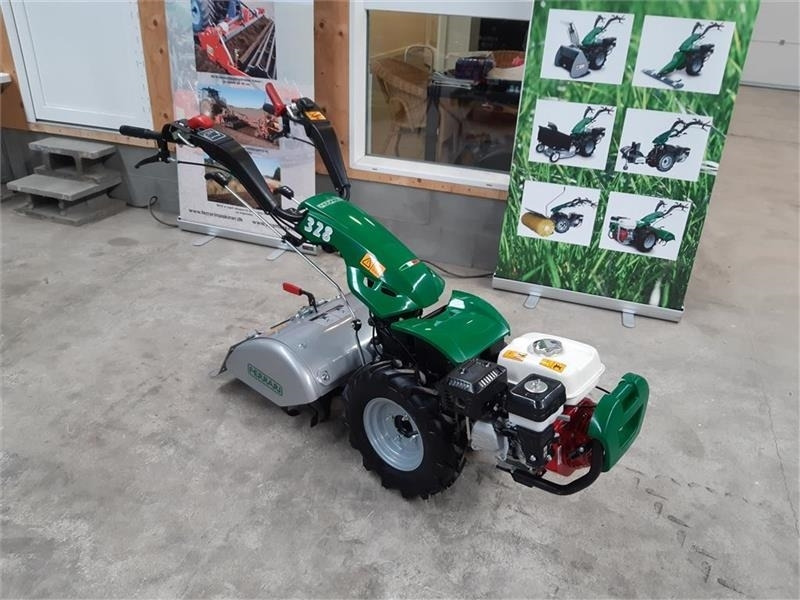 Ferrari 328 - Општински трактор: слика 1 Ferrari 328 - Општински трактор: слика 1