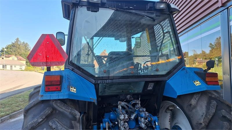 Ford 8240 - Трактор: слика 3 Ford 8240 - Трактор: слика 3