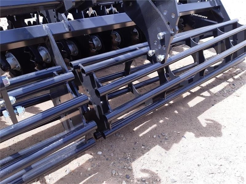 Inter-Tech Diskharve 4 meter J-Maskiner 4 meter med hydraulis - Ситнач со дискови: слика 2 Inter-Tech Diskharve 4 meter J-Maskiner 4 meter med hydraulis - Ситнач со дискови: слика 2