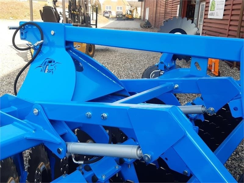 Inter-Tech Diskharve 4 meter med lift - Ситнач со дискови: слика 5 Inter-Tech Diskharve 4 meter med lift - Ситнач со дискови: слика 5