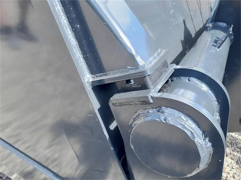 Inter-Tech Højtipskovl 3 kb3 INTER TECH 2,60m - Корпа за натоварувач: слика 3 Inter-Tech Højtipskovl 3 kb3 INTER TECH 2,60m - Корпа за натоварувач: слика 3