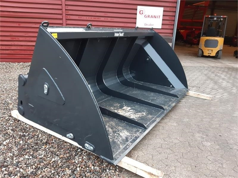 Inter-Tech højtipskovl inter-tech 3 meters - Корпа за натоварувач: слика 1 Inter-Tech højtipskovl inter-tech 3 meters - Корпа за натоварувач: слика 1