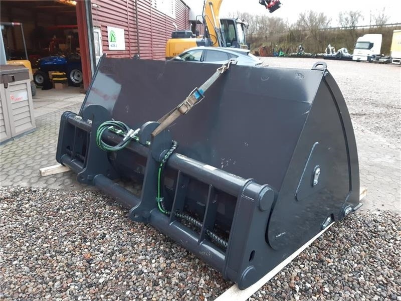 Inter-Tech højtipskovl inter-tech 3 meters - Корпа за натоварувач: слика 3 Inter-Tech højtipskovl inter-tech 3 meters - Корпа за натоварувач: слика 3