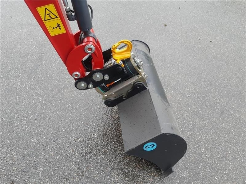 Мини багер Mole M12: слика 10