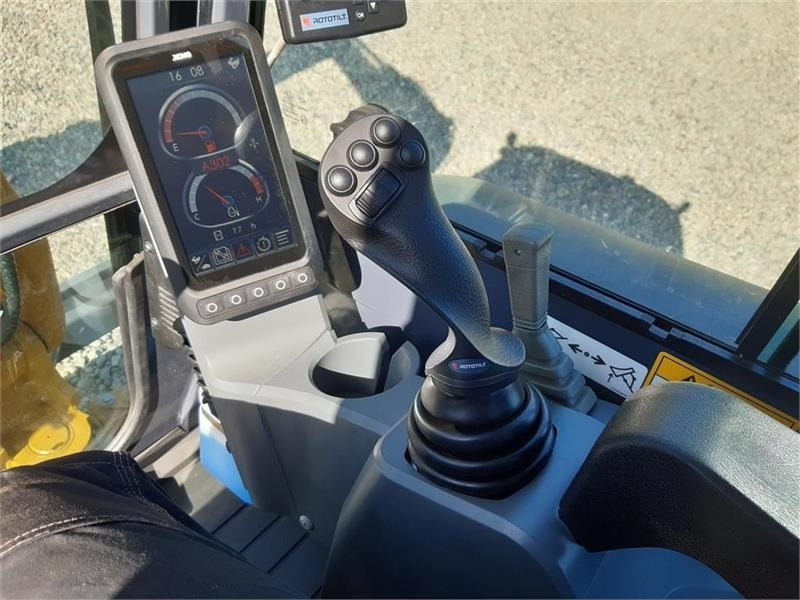 Мини багер XCMG xe27e med rototilt: слика 8