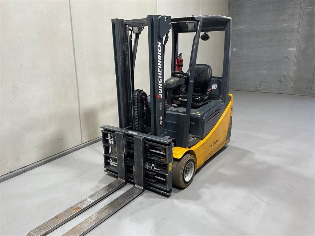 Jungheinrich EFG 218 SP 300ZZ - Електричен вилушкар: слика 4 Jungheinrich EFG 218 SP 300ZZ - Електричен вилушкар: слика 4