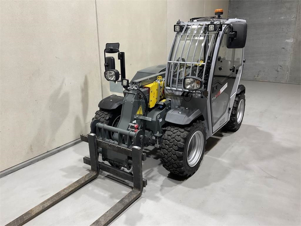 Wacker Neuson TH412 - Телескопска платформа: слика 4 Wacker Neuson TH412 - Телескопска платформа: слика 4