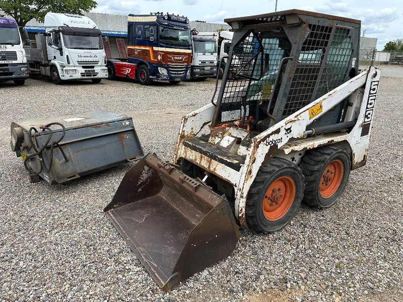 Bobcat 553 - Компактен натоварувач: слика 1 Bobcat 553 - Компактен натоварувач: слика 1