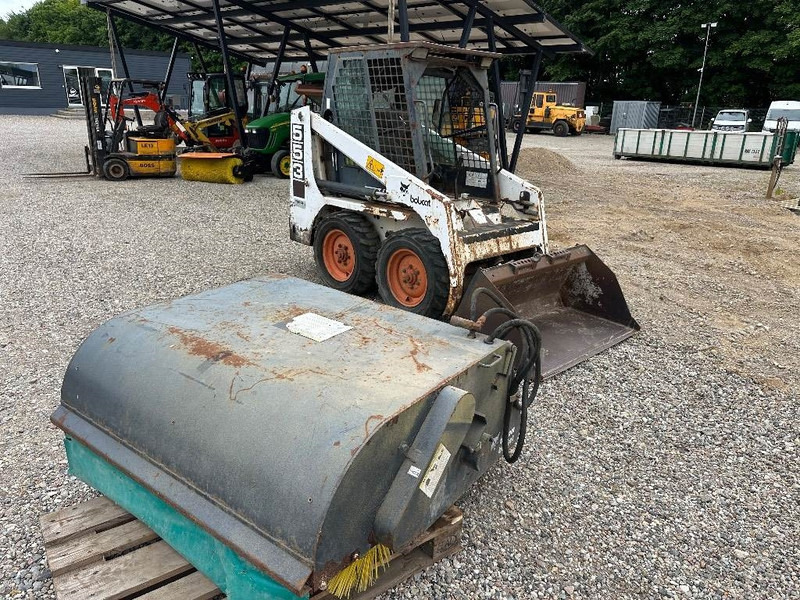 Bobcat 553 - Компактен натоварувач: слика 2 Bobcat 553 - Компактен натоварувач: слика 2