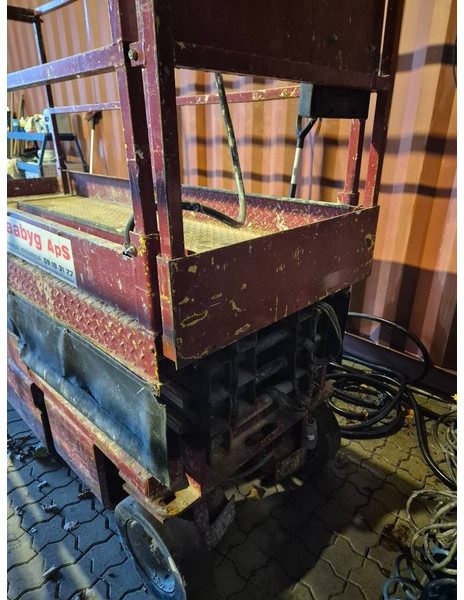 Grove 6-10 meter 2 persons lift - Кревач ножица: слика 2 Grove 6-10 meter 2 persons lift - Кревач ножица: слика 2