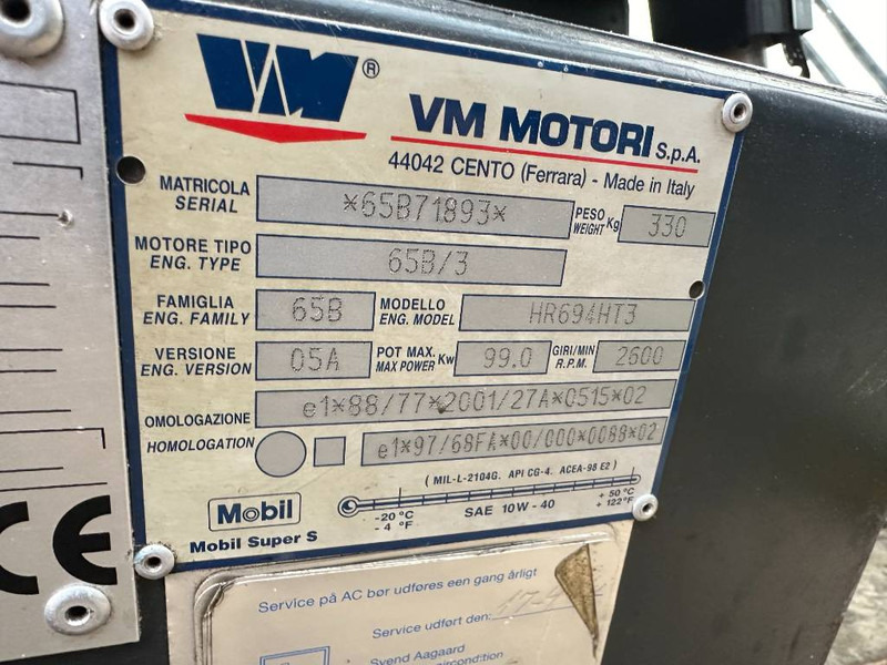 Возило за метење Johnston CN400: слика 6