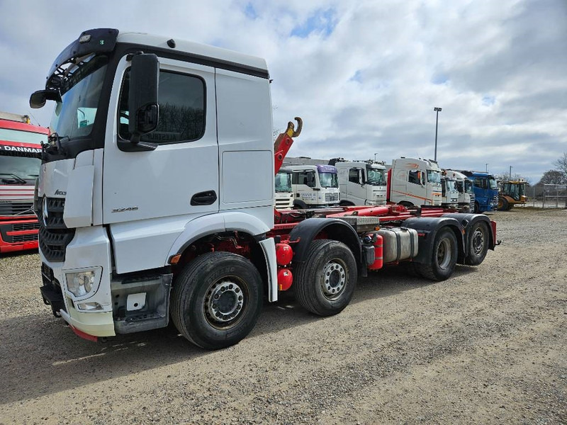 Камион со кука за подигање Mercedes-Benz Arocs 3246 L 8x2/4 //Kroghejs / Hook / Hagen//: слика 16
