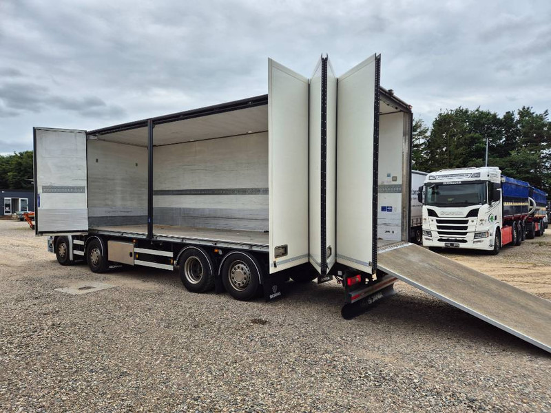 Scania R 500 8x2 //Rampe// Underboring - Камион сандучар: слика 1 Scania R 500 8x2 //Rampe// Underboring - Камион сандучар: слика 1