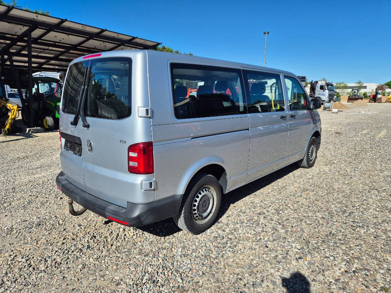 Volkswagen Transporter 2,0 TDi 102 Kombi lang 4d 9 prs - Автомобил: слика 4 Volkswagen Transporter 2,0 TDi 102 Kombi lang 4d 9 prs - Автомобил: слика 4