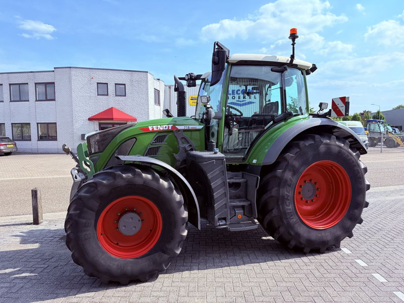 Fendt 718 Vario PowerPlus ONE - Трактор: слика 1 Fendt 718 Vario PowerPlus ONE - Трактор: слика 1