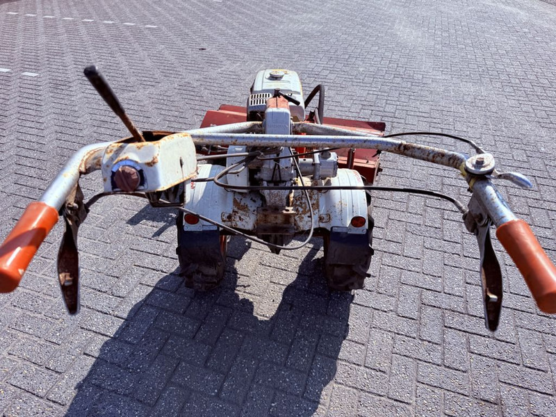 Honda F800 Veegmachine - Возило за метење: слика 3 Honda F800 Veegmachine - Возило за метење: слика 3