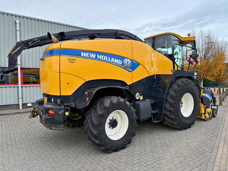 New Holland FR9050 - Комбајн за сточна храна: слика 3 New Holland FR9050 - Комбајн за сточна храна: слика 3
