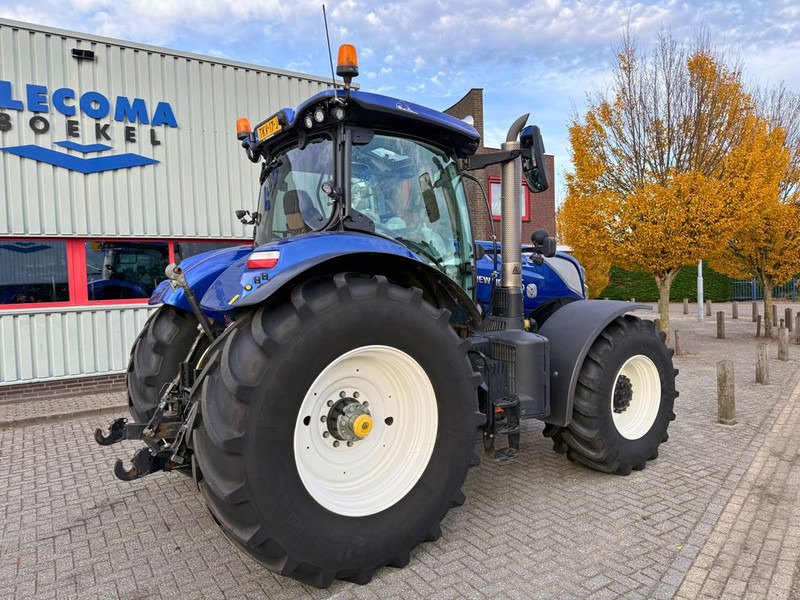 New Holland T7.270 AC 10 Years Blue Power Edition - Трактор: слика 3 New Holland T7.270 AC 10 Years Blue Power Edition - Трактор: слика 3