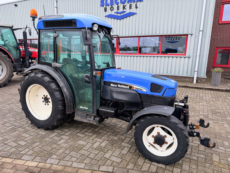 New Holland TN95NA Smalspoortrekker - Мини трактор: слика 4 New Holland TN95NA Smalspoortrekker - Мини трактор: слика 4