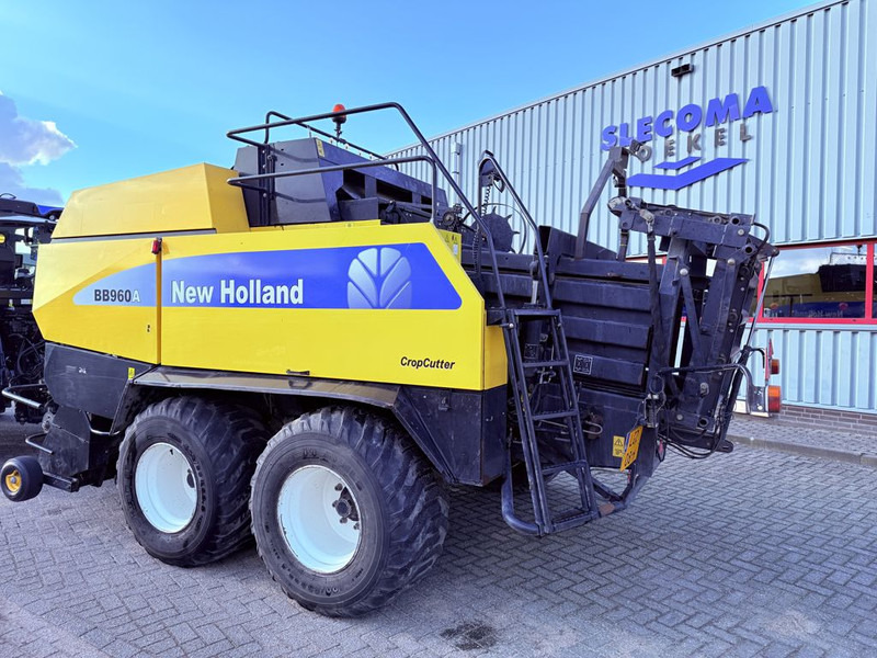 New Holland BB960A CropCutter 120x90 - Земјоделска машина: слика 3 New Holland BB960A CropCutter 120x90 - Земјоделска машина: слика 3