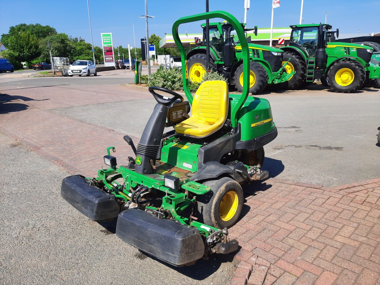John Deere 2500EH greens triple mower - Градинарска косилка: слика 1 John Deere 2500EH greens triple mower - Градинарска косилка: слика 1