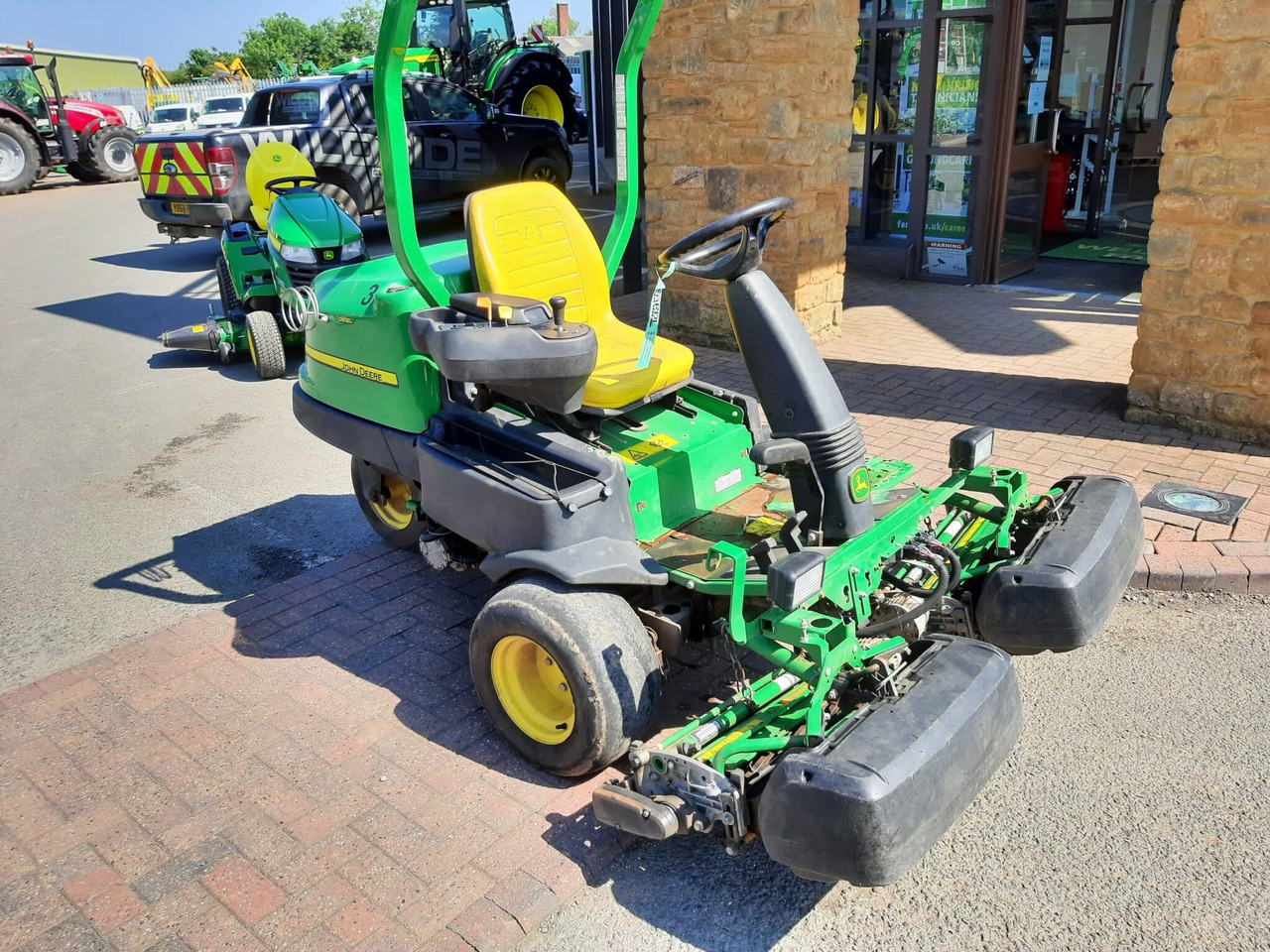 John Deere 2500EH greens triple mower - Градинарска косилка: слика 3 John Deere 2500EH greens triple mower - Градинарска косилка: слика 3