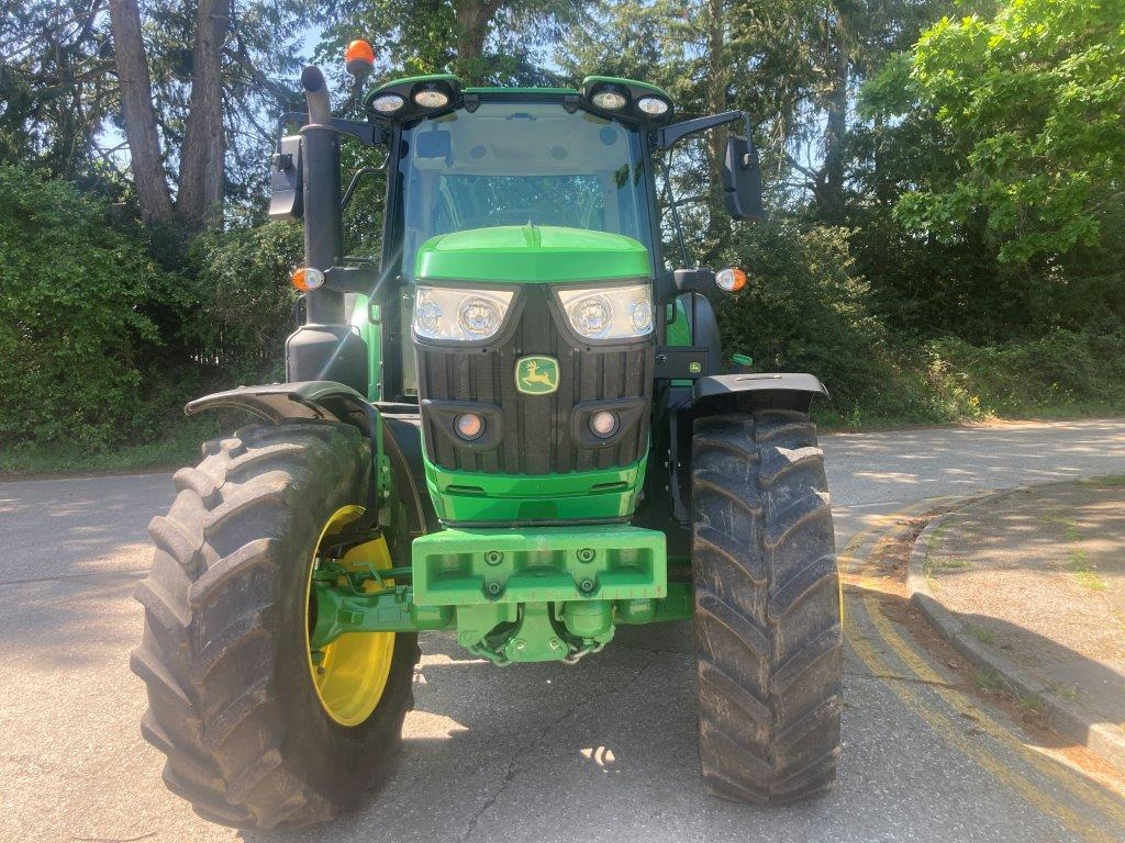 John Deere 6155M - Трактор: слика 2 John Deere 6155M - Трактор: слика 2