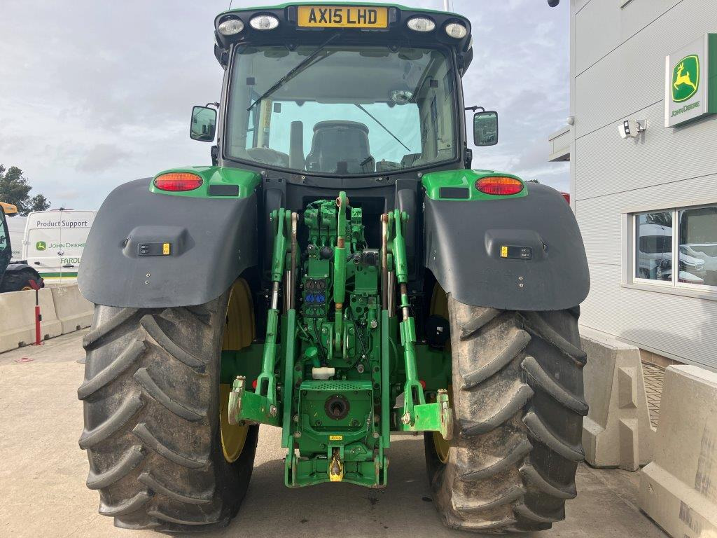 John Deere 6175R - Трактор: слика 4 John Deere 6175R - Трактор: слика 4