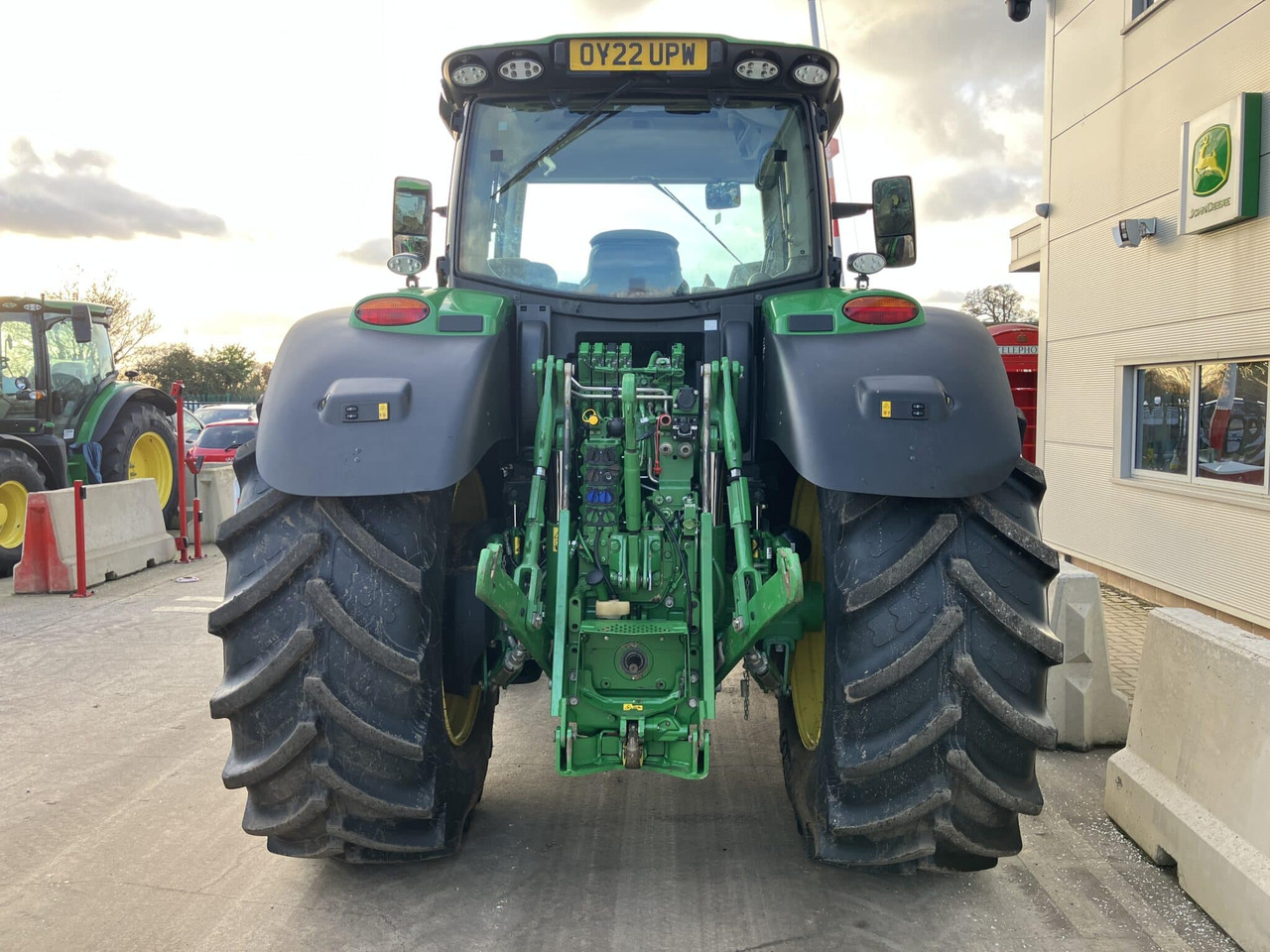 John Deere 6215R - Трактор: слика 4 John Deere 6215R - Трактор: слика 4