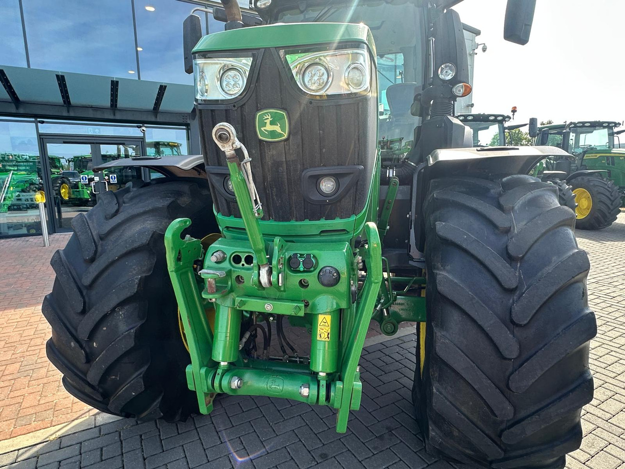 John Deere 6250R - Трактор: слика 2 John Deere 6250R - Трактор: слика 2