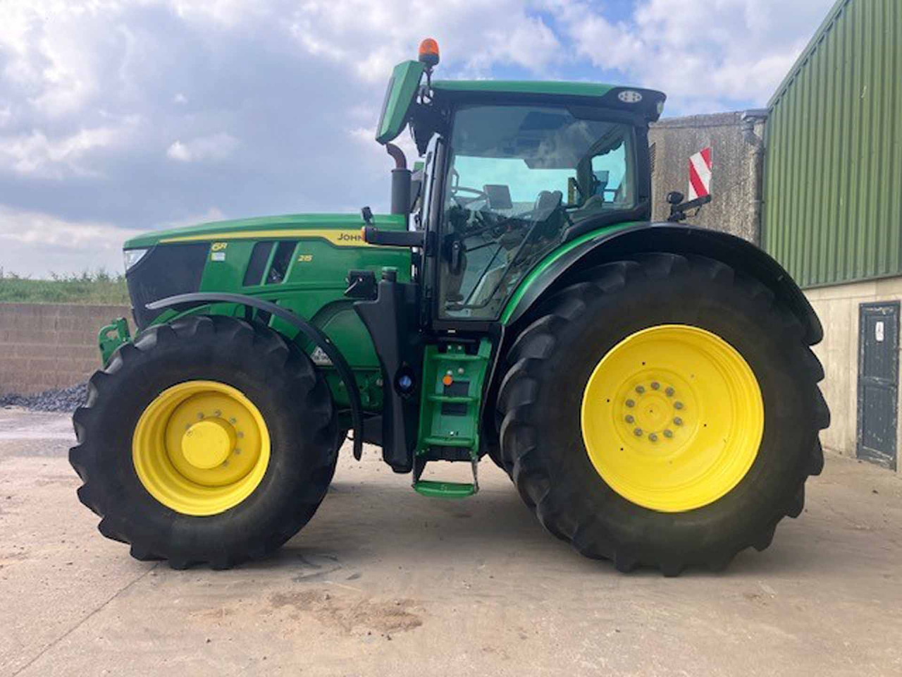 John Deere 6R 215 - Трактор: слика 5 John Deere 6R 215 - Трактор: слика 5