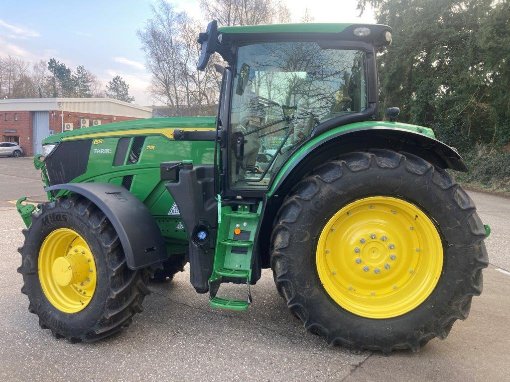 John Deere 6R 215 - Трактор: слика 2 John Deere 6R 215 - Трактор: слика 2