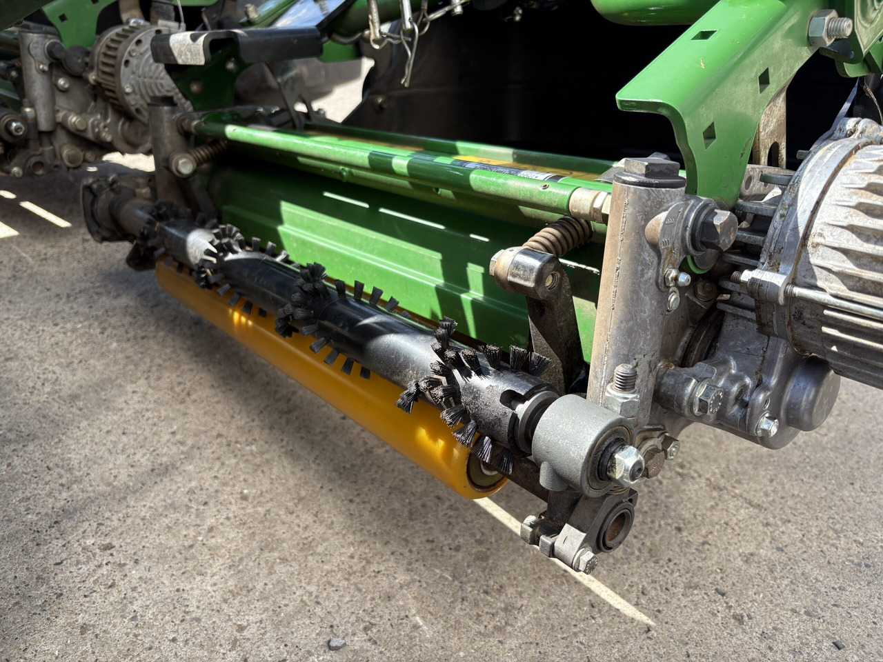 John Deere 7500A E-Cut - Градинарска косилка: слика 5 John Deere 7500A E-Cut - Градинарска косилка: слика 5