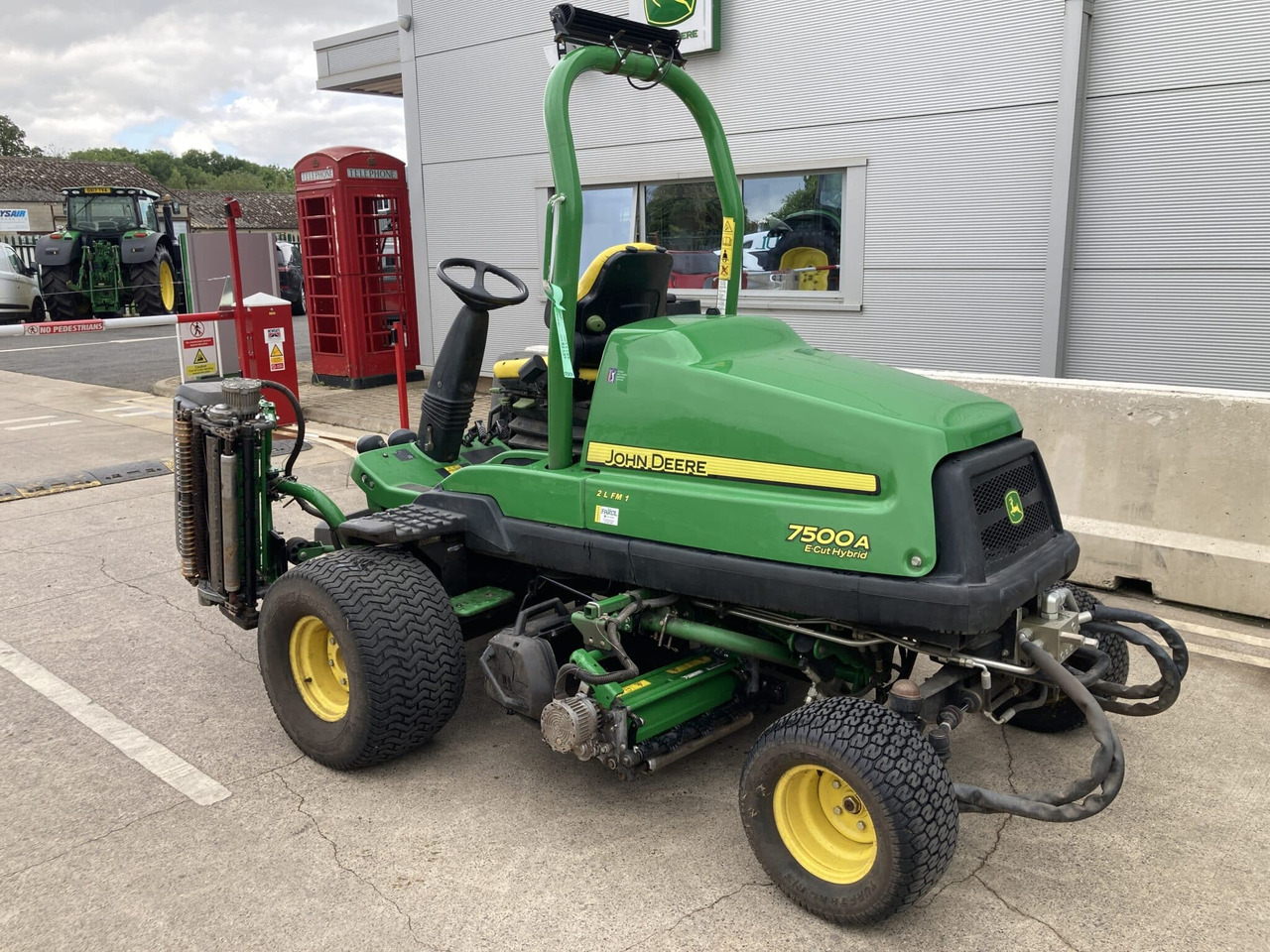 John Deere 7500AE light weight fairway mower - Градинарска косилка: слика 3 John Deere 7500AE light weight fairway mower - Градинарска косилка: слика 3