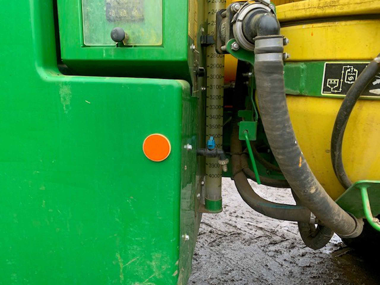 John Deere R4040i - Распрскувач: слика 4 John Deere R4040i - Распрскувач: слика 4