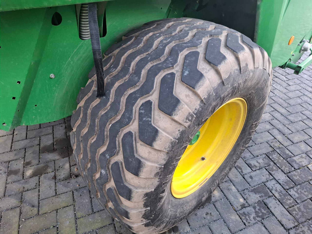 John Deere V451R - Превртувачка опрема: слика 5 John Deere V451R - Превртувачка опрема: слика 5