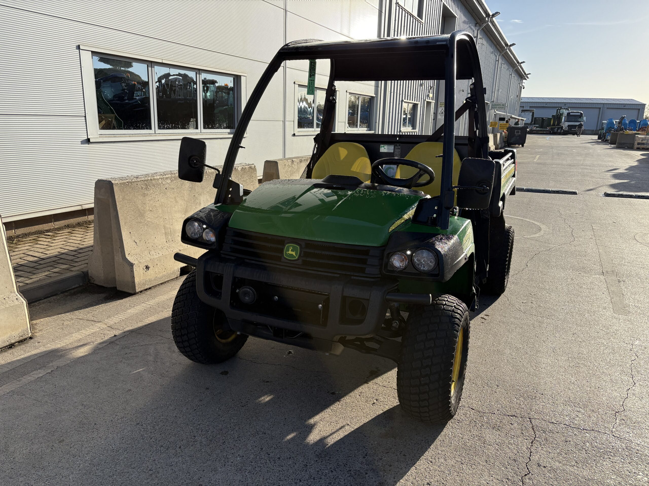 John Deere XUV855M Gator - Сетеренско возило/ Квад: слика 3 John Deere XUV855M Gator - Сетеренско возило/ Квад: слика 3