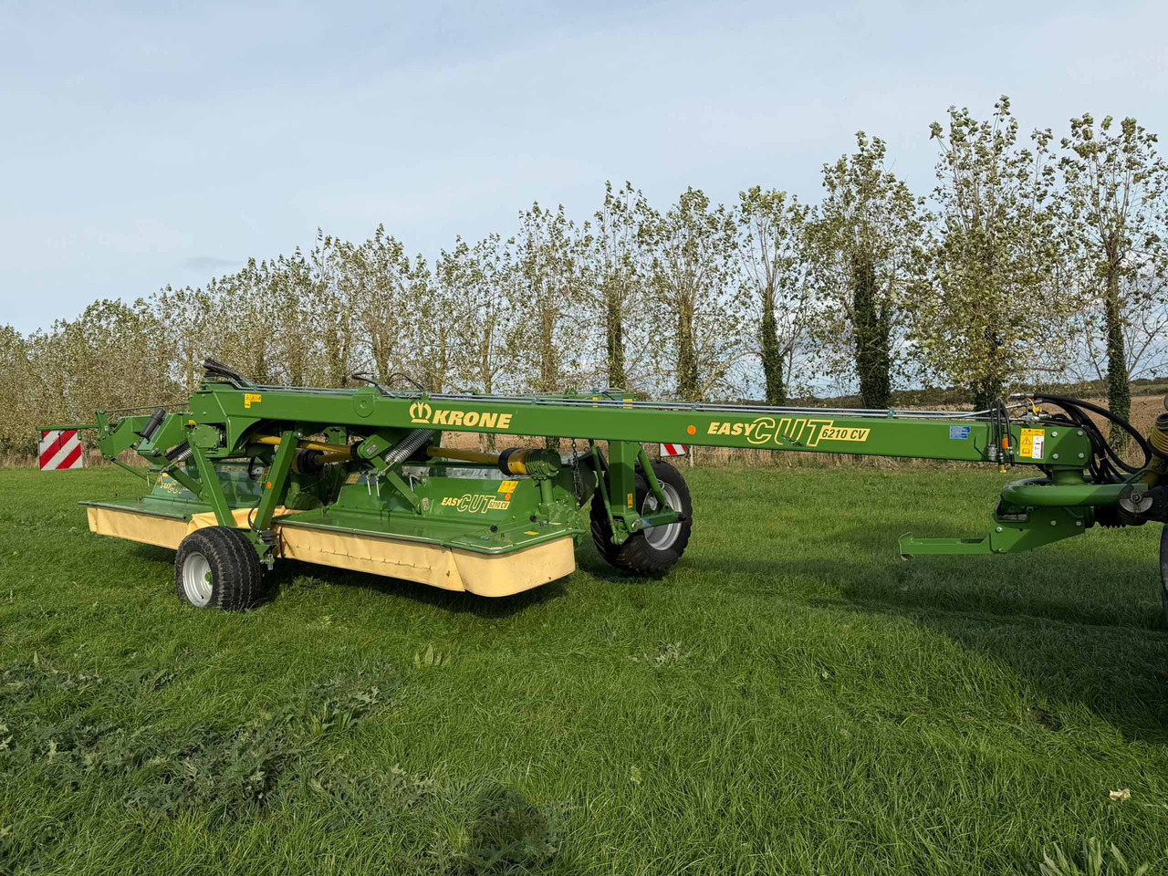 Krone Easy Cut 6210CV - Превртувачка опрема: слика 1 Krone Easy Cut 6210CV - Превртувачка опрема: слика 1